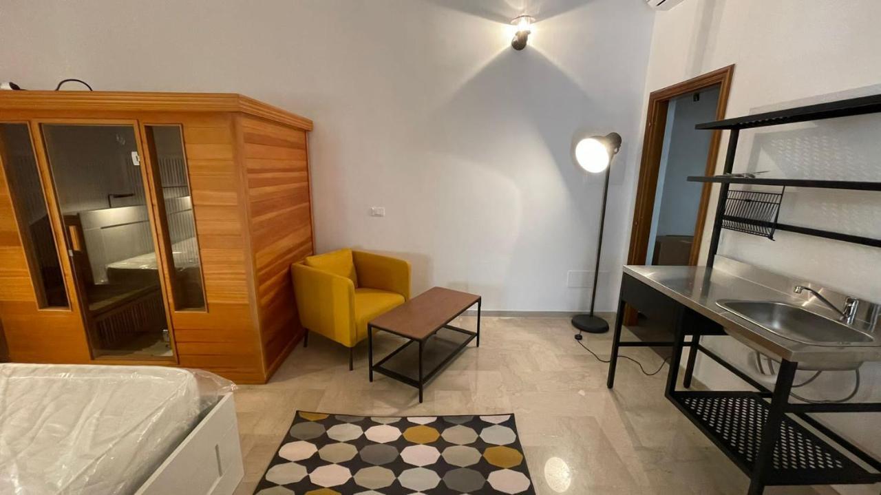 Apartamento Mono Relax Lecce Exterior foto